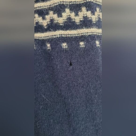 JCrew 100% Lambs Wool Navy Blue Patterned Men's Flawed Sweater Size XL - Picture 3 of 12